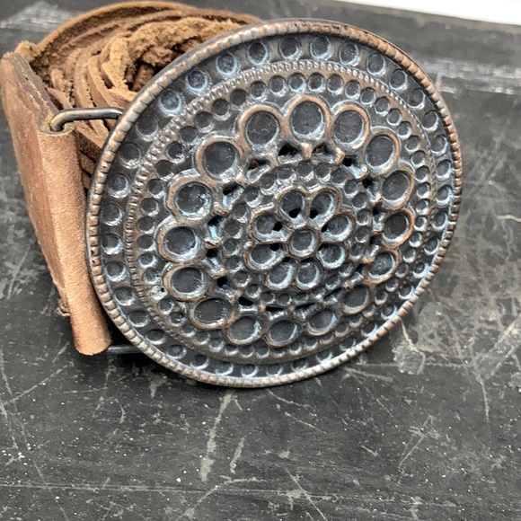 Ladies Guess Leather Bohemian Belt - Picture 1 of 6